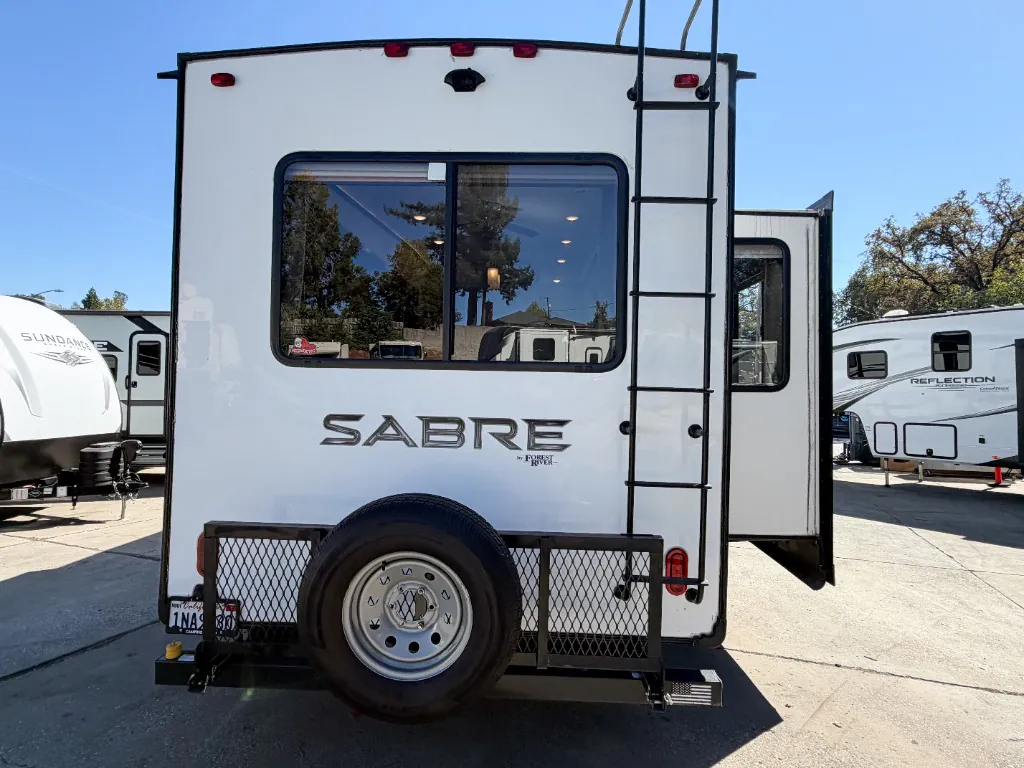 2019 Forest River Sabre 32DPT, Photos photo 2