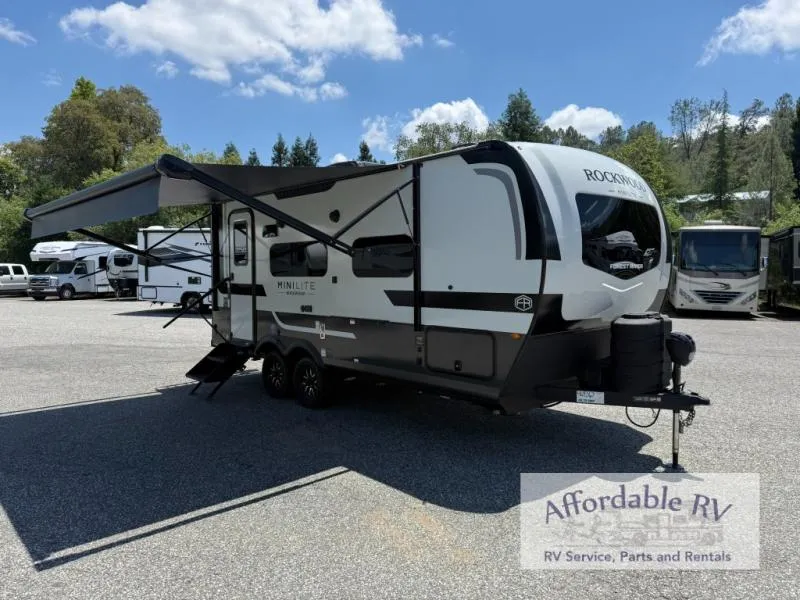 2026 Forest River Rockwood Mini Lite 2109S - Photo 2