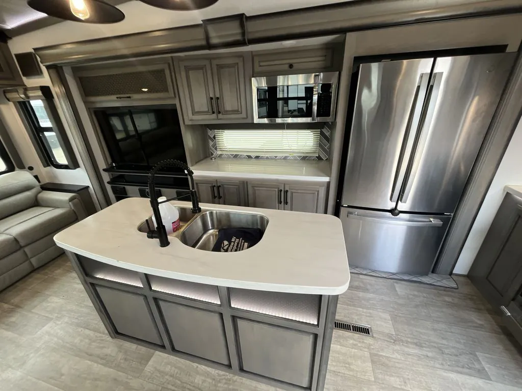 2022 Keystone Montana 3231CK, Photos photo 14