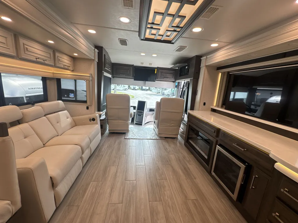 2026 Entegra Coach Aspire 44V, Photos photo 24