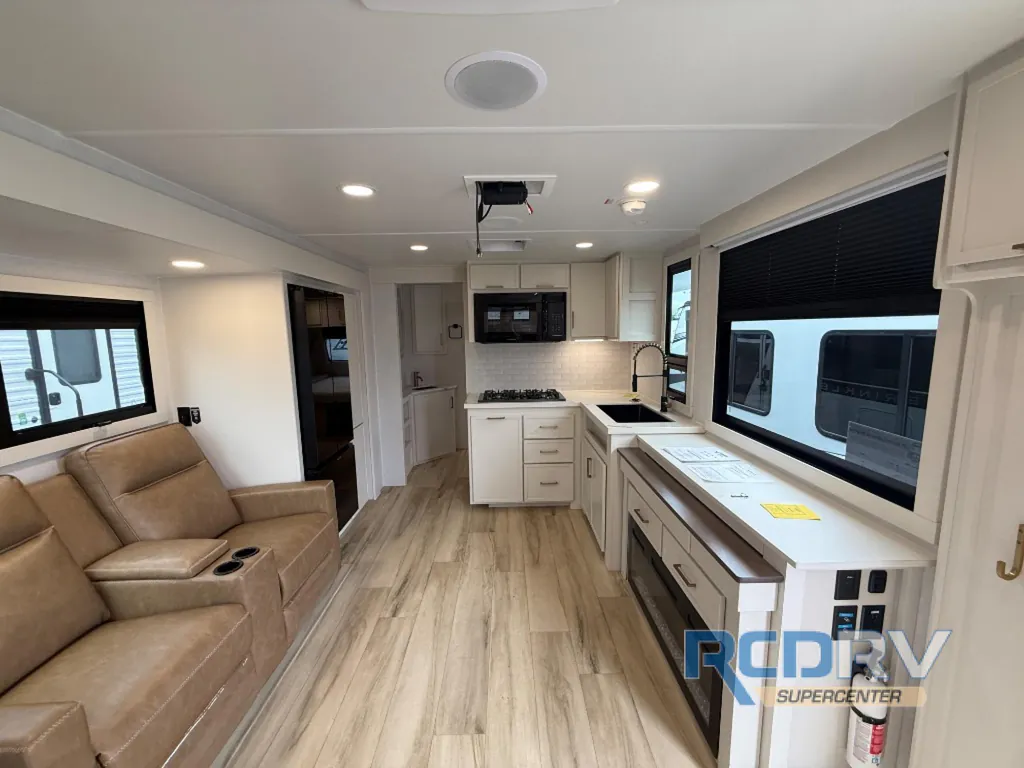 2026 Brinkley Model I 294, Photos photo 3