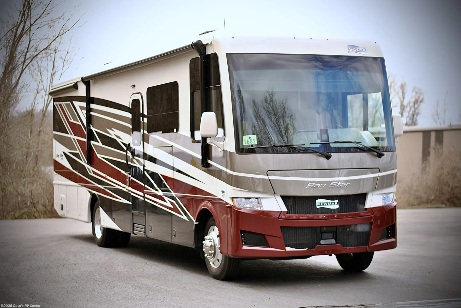 2027 Newmar Bay Star 3640 - Photo 2
