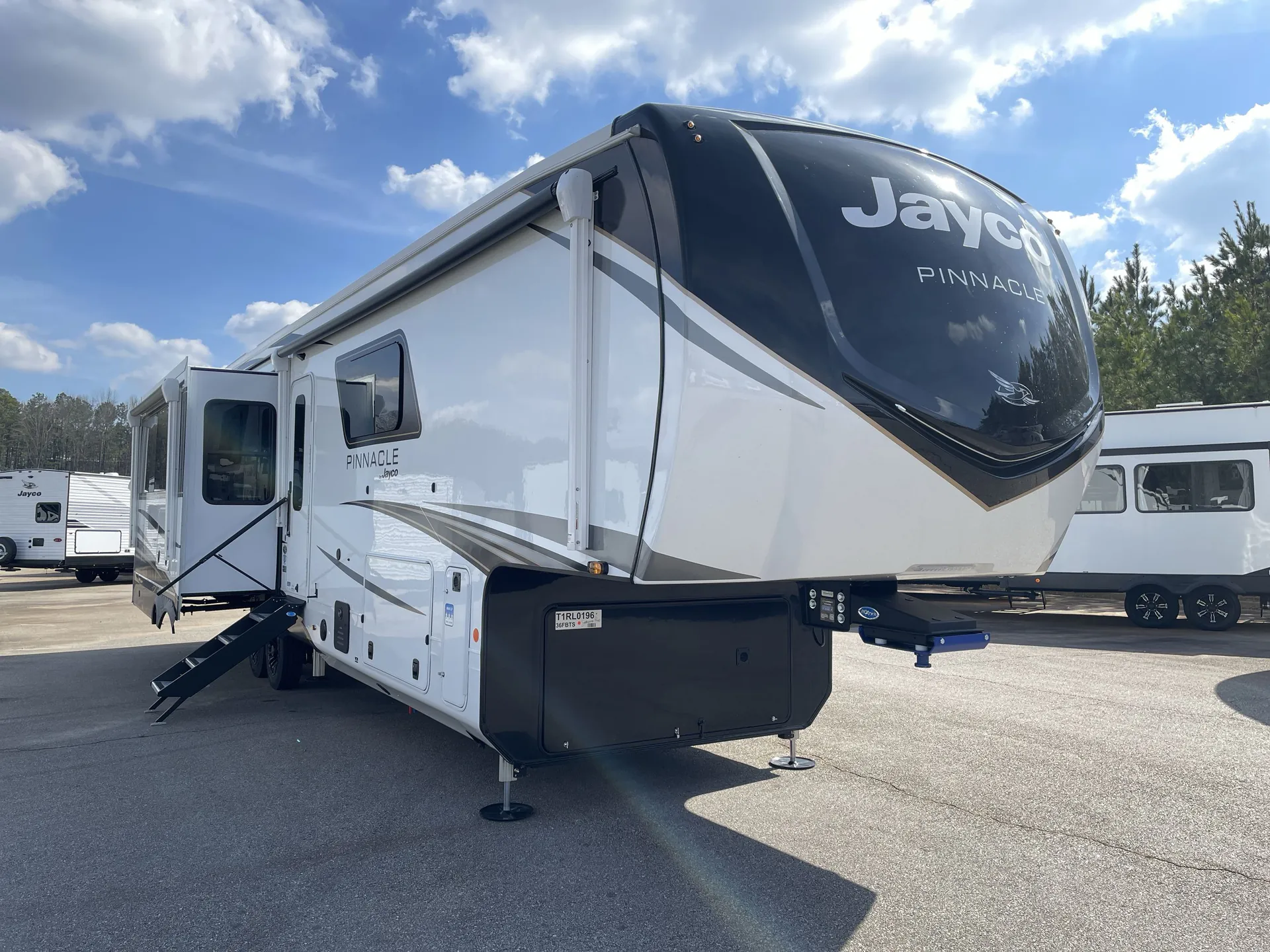 2026 Jayco Pinnacle 36FBTS