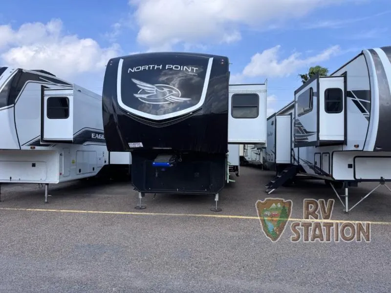 2025 Jayco North Point 381CKRE - Photo 2