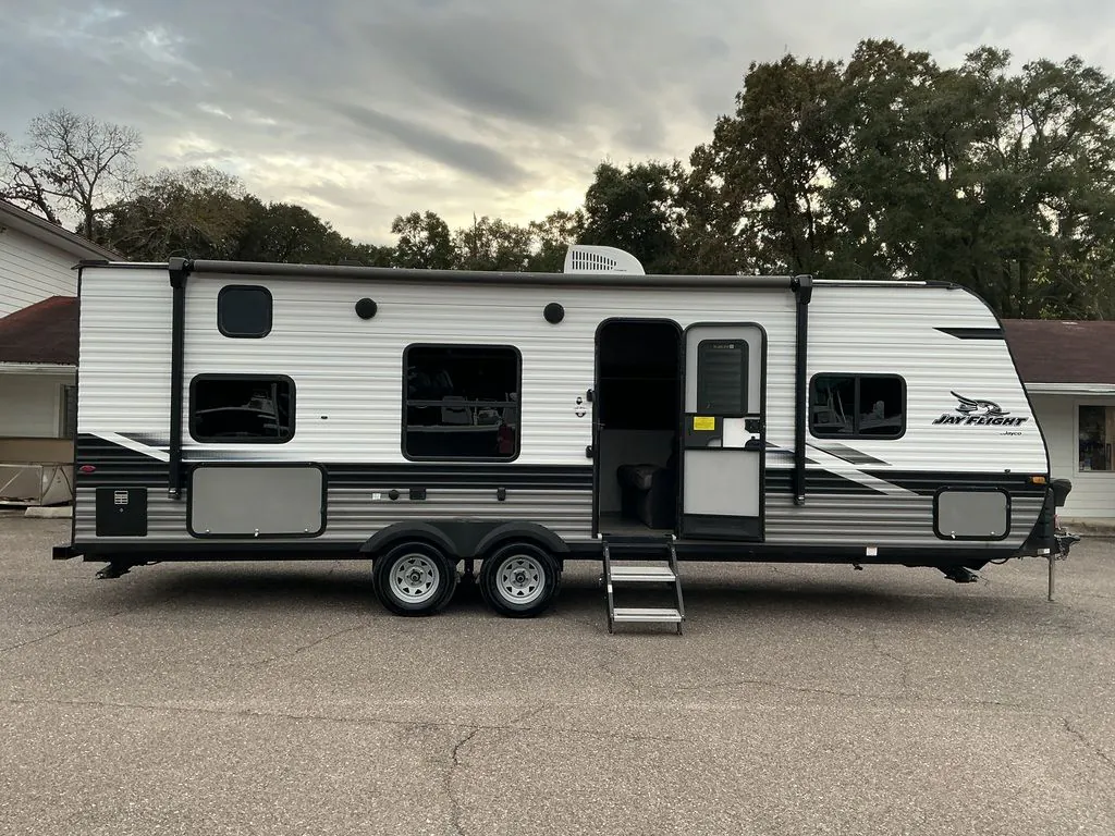2022 Jayco Jay Flight 264BHW - Photo 2
