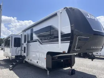2027 Jayco North Point 381CKRE - Photo 2
