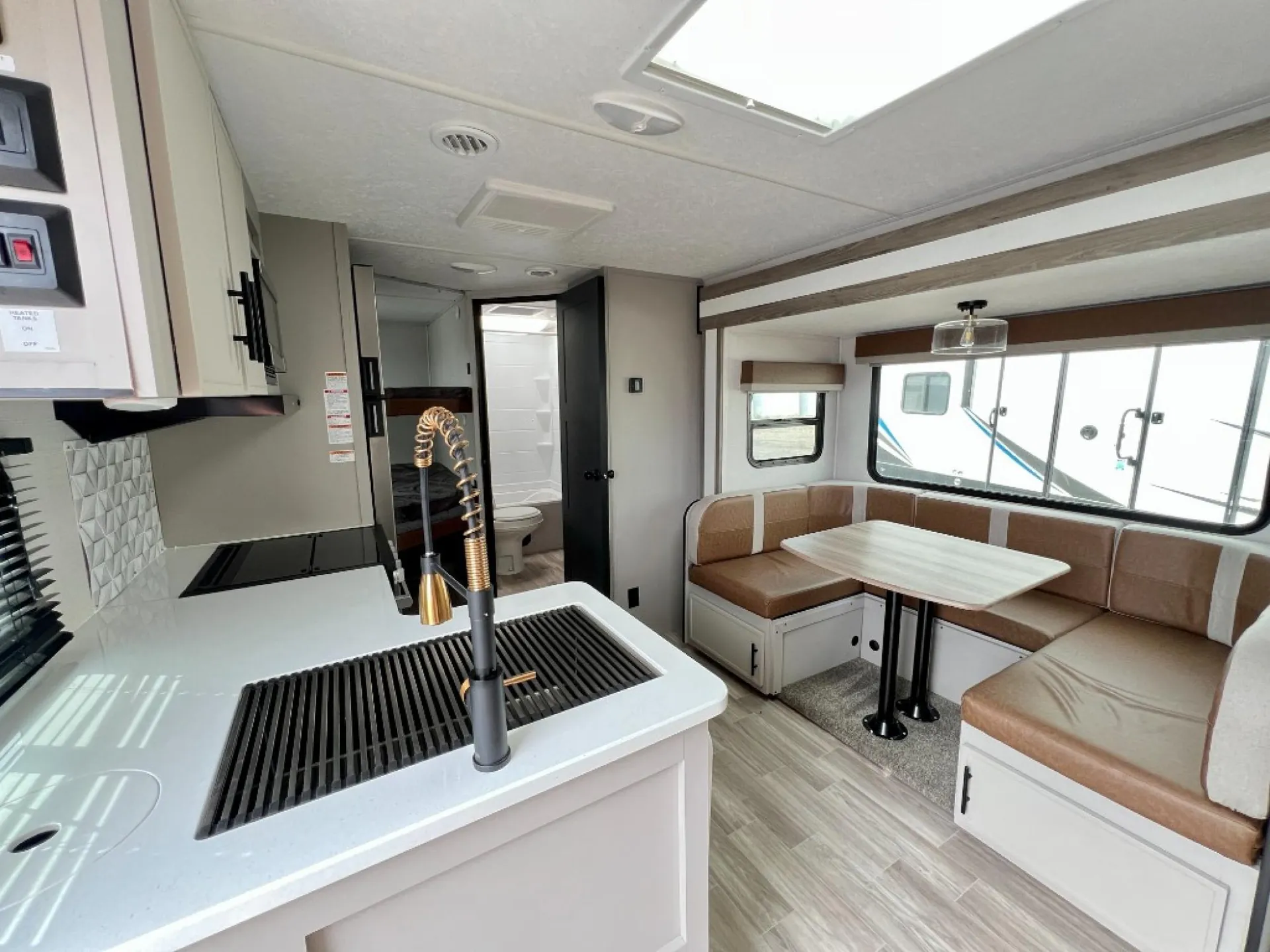 2024 Forest River Vibe 24DB - Photo 3