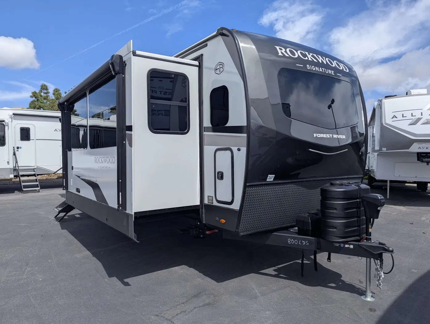 2026 Forest River Rockwood Signature 8339FK - Photo 2