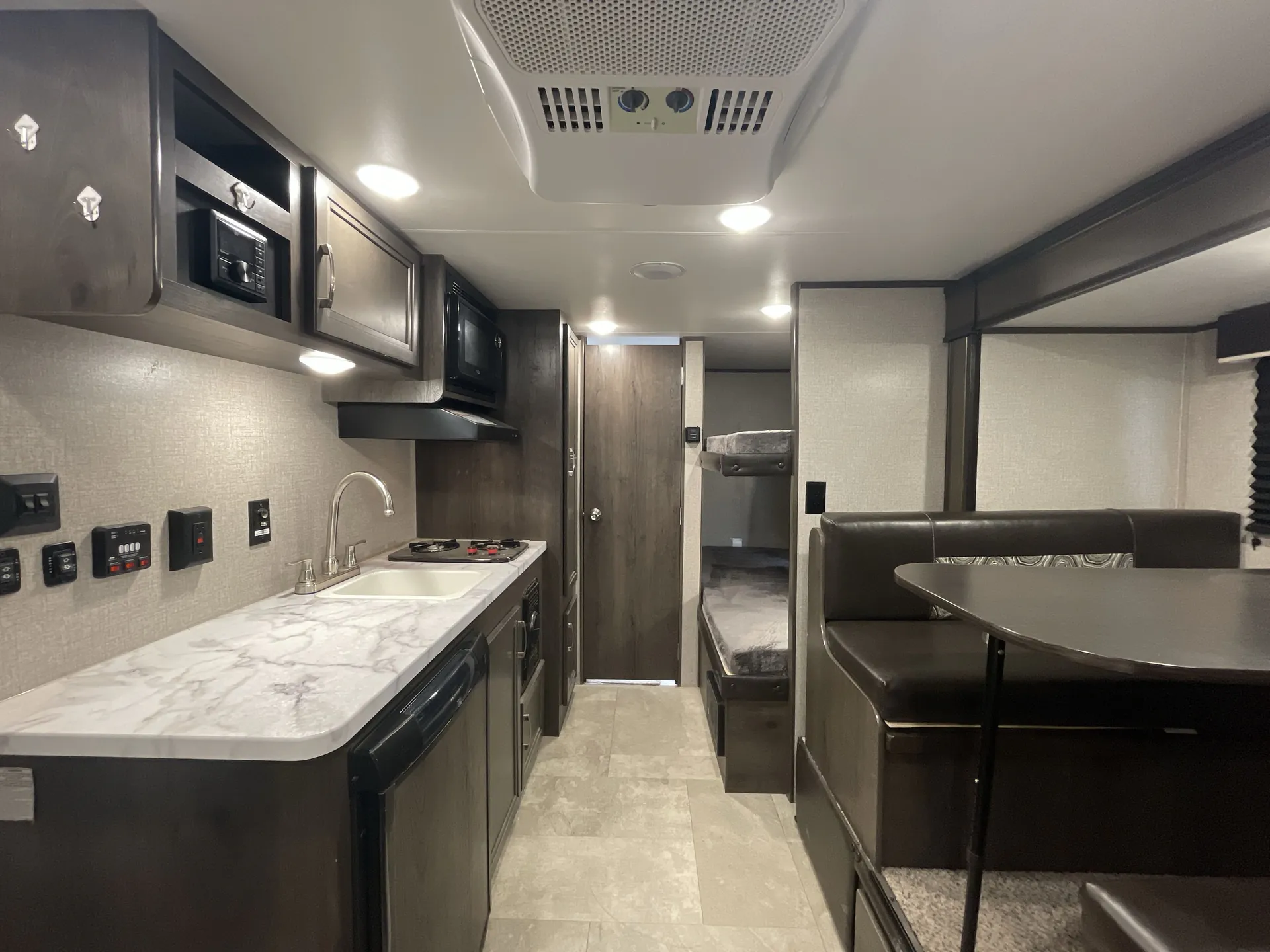 2020 Jayco Jay Flight SLX 184BS - Photo 3