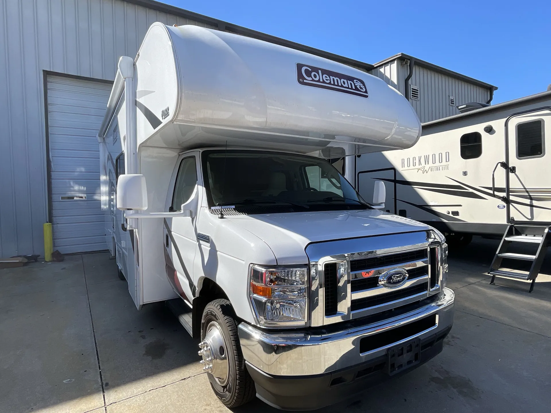 2022 Thor Motor Coach Coleman 24CM - Photo 2