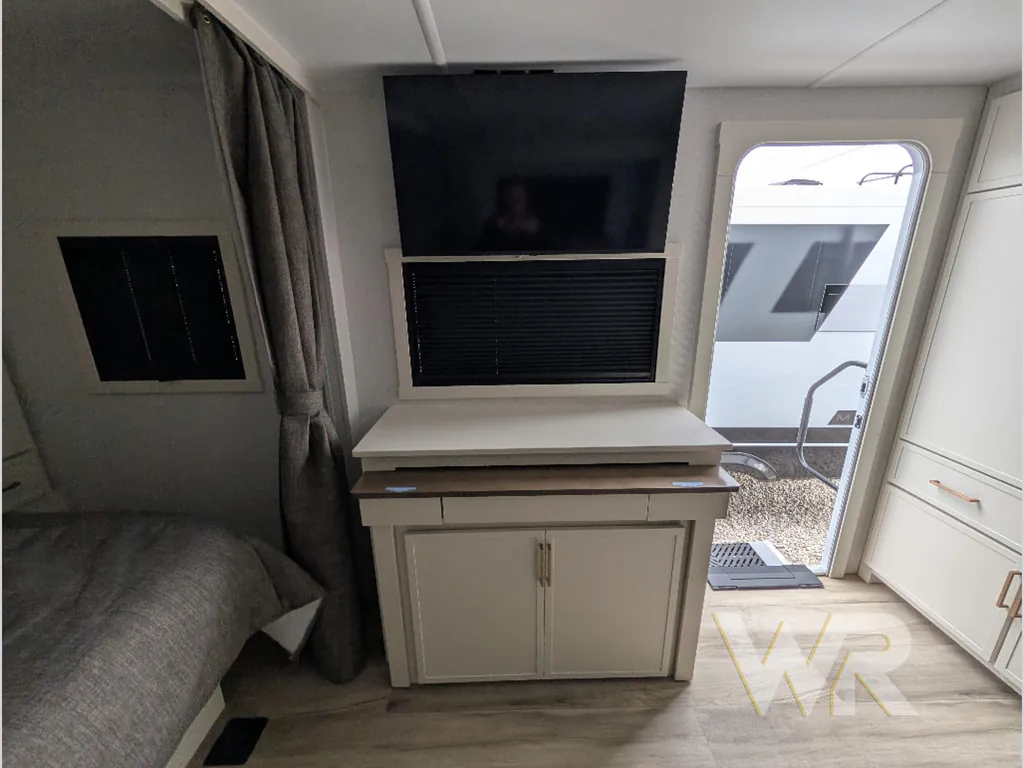 2026 Brinkley Model Ix 23X, Photos photo 18