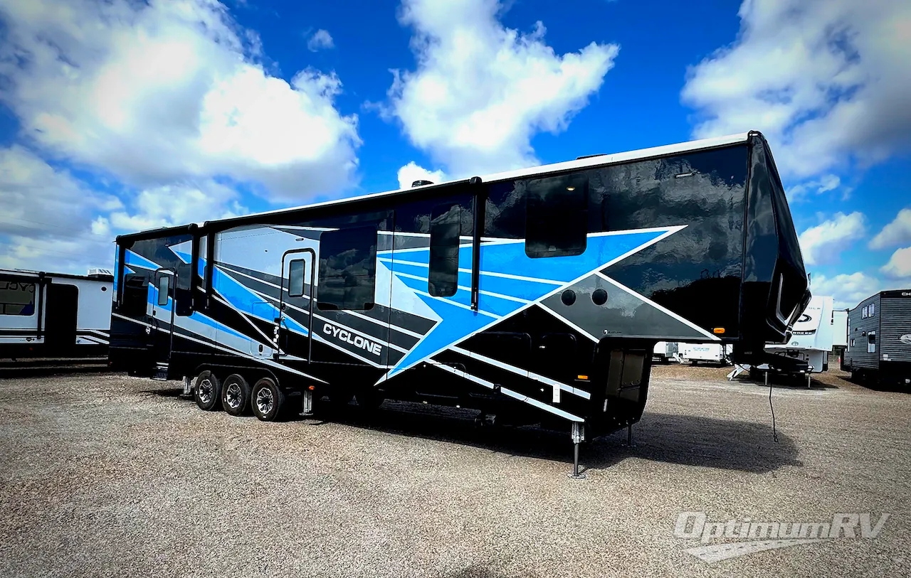 2023 Heartland Cyclone 4006