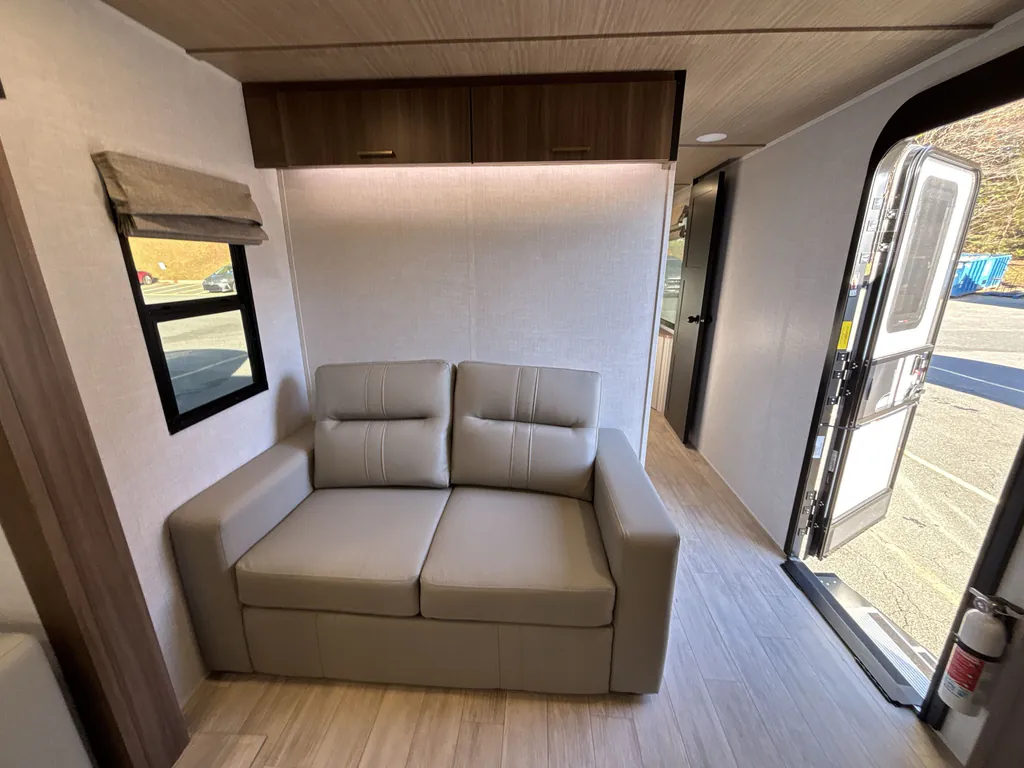 2026 Forest River Vibe 3400XL, Photos photo 11