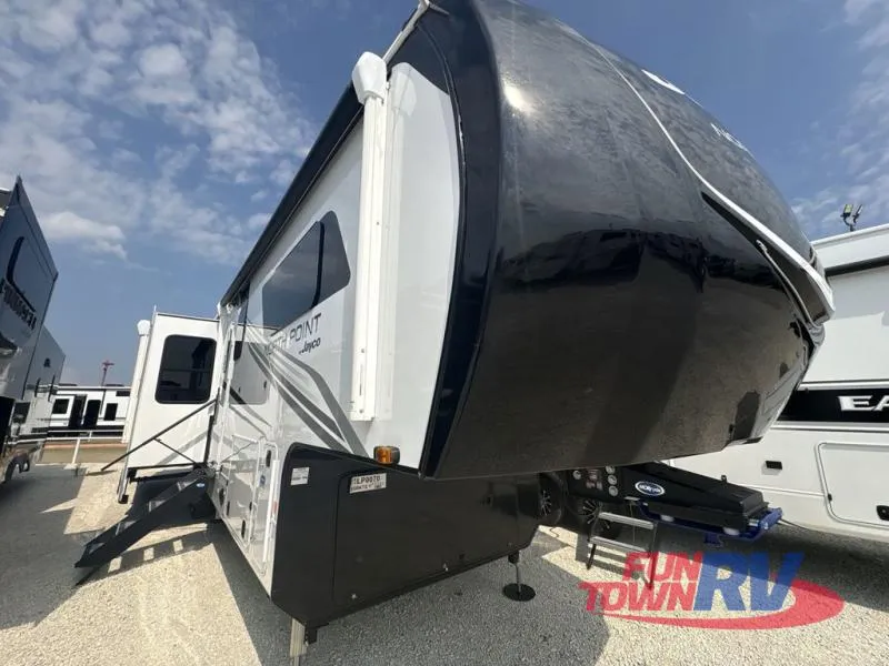 2026 Jayco North Point 365RKTS - Photo 3