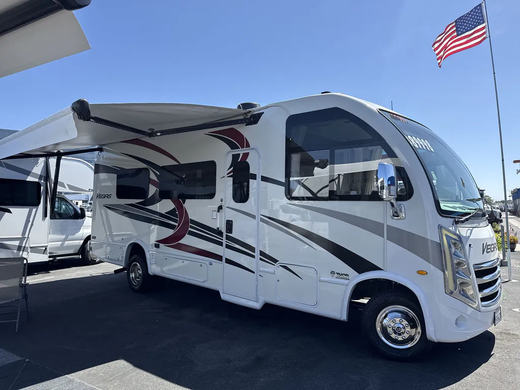 2023 Thor Motor Coach Vegas 24.3, Photos photo 2