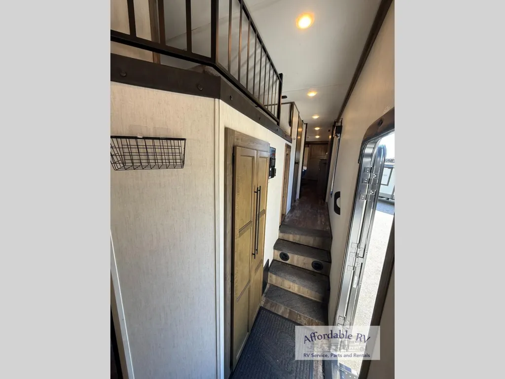 2022 Forest River Sabre 36BHQ, Photos photo 21