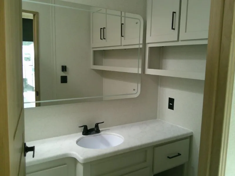 2025 Forest River Sandpiper Destination 421FKL, Photos photo 10