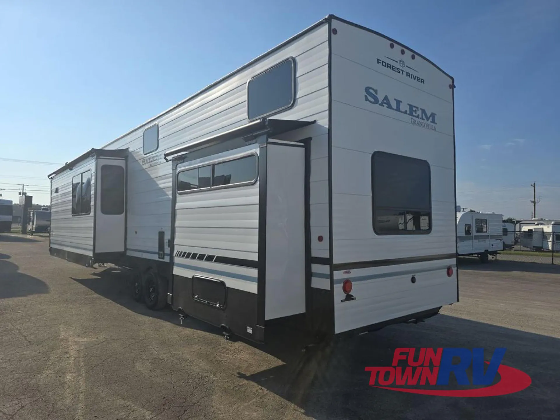 2027 Forest River Salem Grand Villa 40FKP - Photo 4