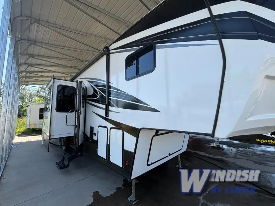 2019 Keystone RV Endurance Used    3586 - Main photo