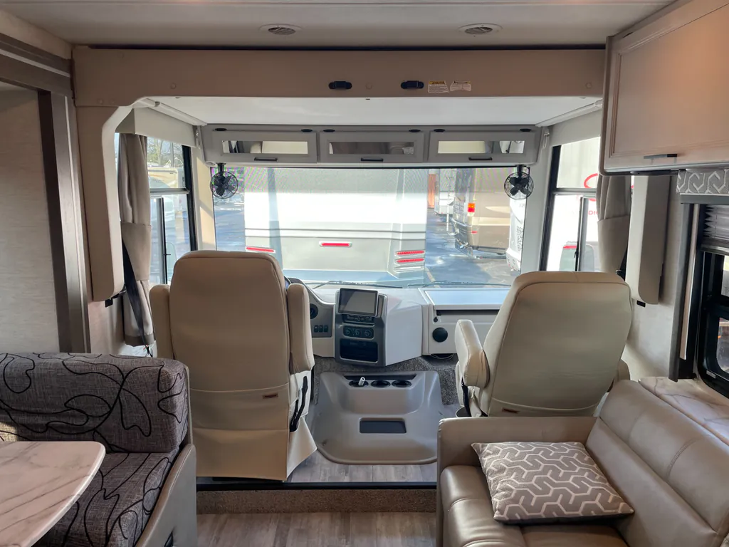 2024 Thor Motor Coach Freedom Traveler A32, Photos photo 15