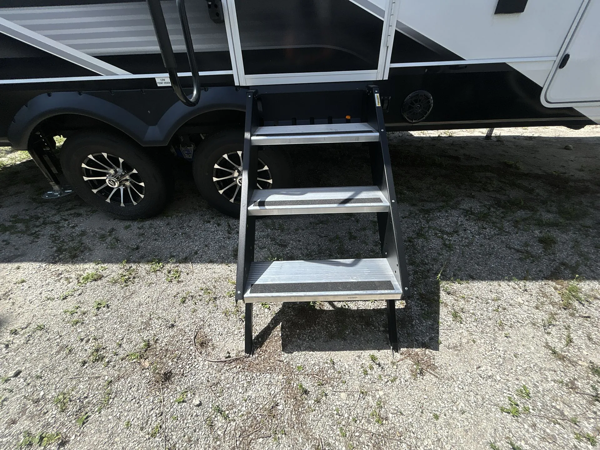 2025 Jayco Eagle HT 26REC - Photo 2