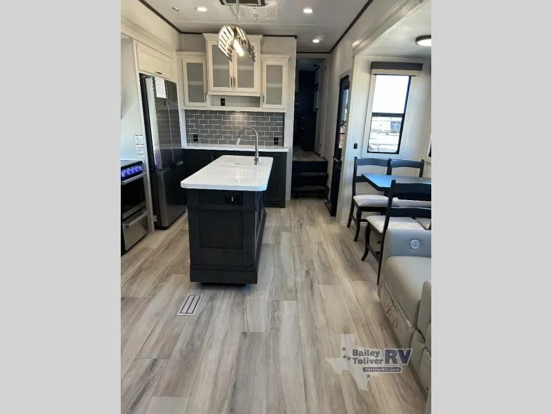 2026 Keystone Avalanche 390DS - Photo 4