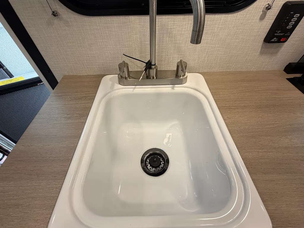 2026 Venture RV Sienna Lite SA140VFD, Photos photo 21