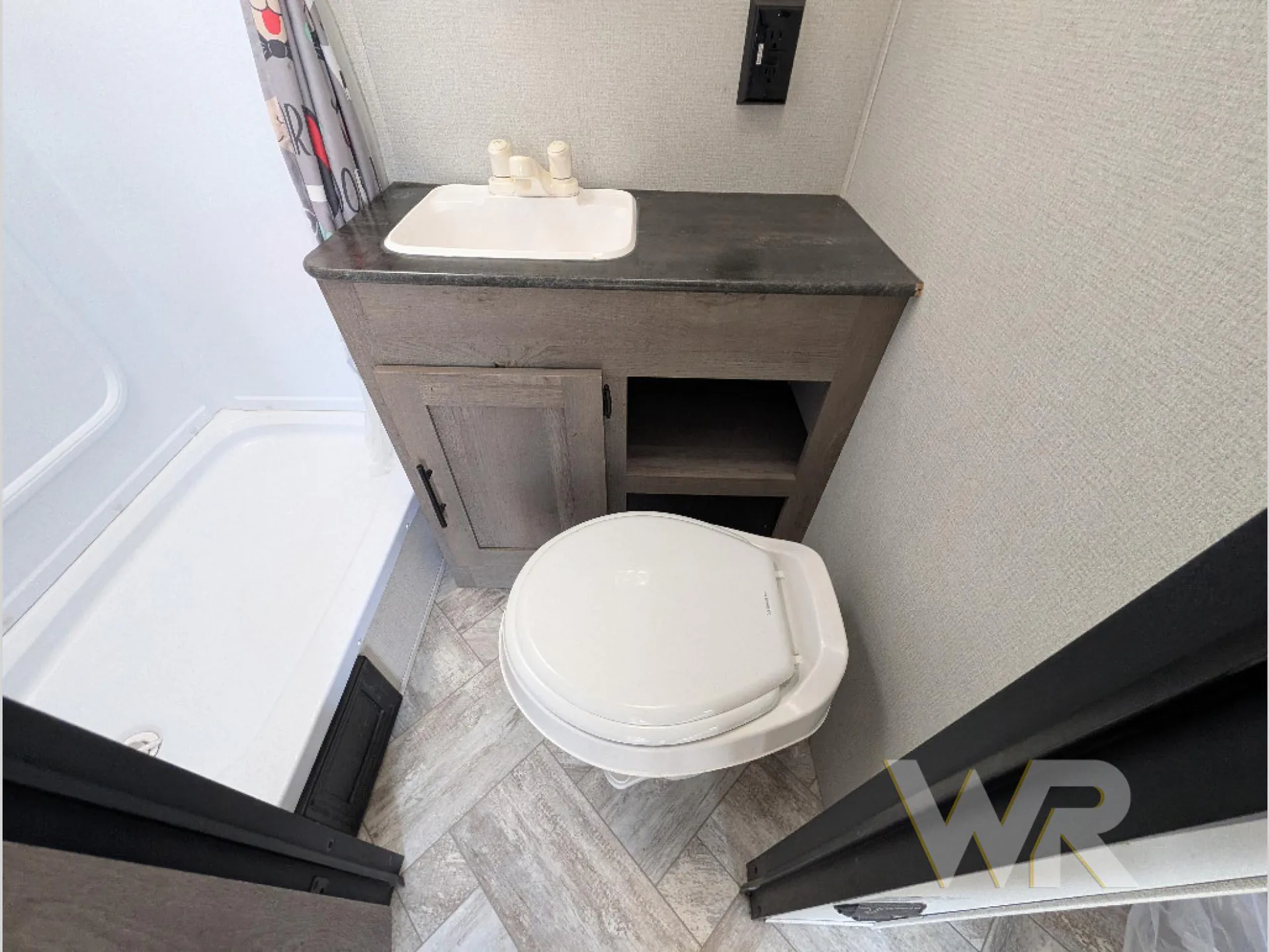 2021 Keystone Springdale 220RD - Photo 4