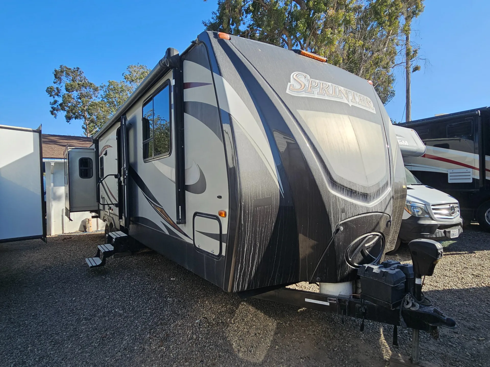 2016 Keystone Sprinter 299RET - Photo 2
