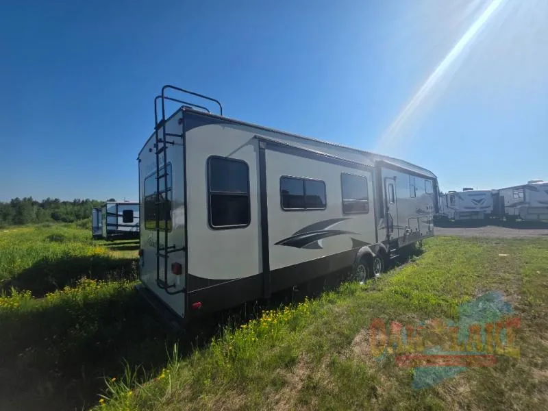 2016 Coachmen Chaparral 390 QSMB - Photo 3