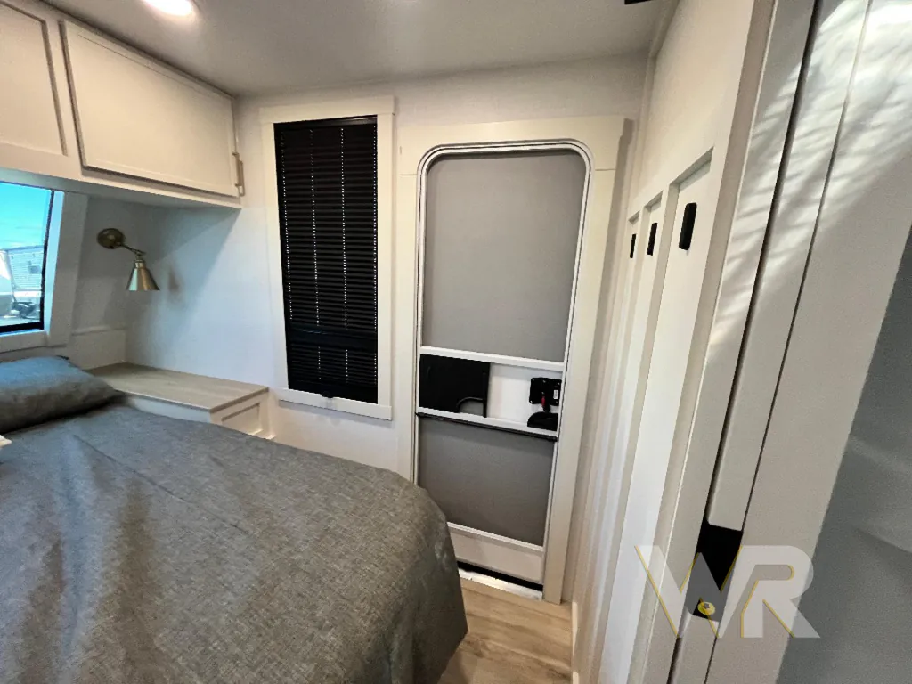 2026 Brinkley Model I 294, Photos photo 25