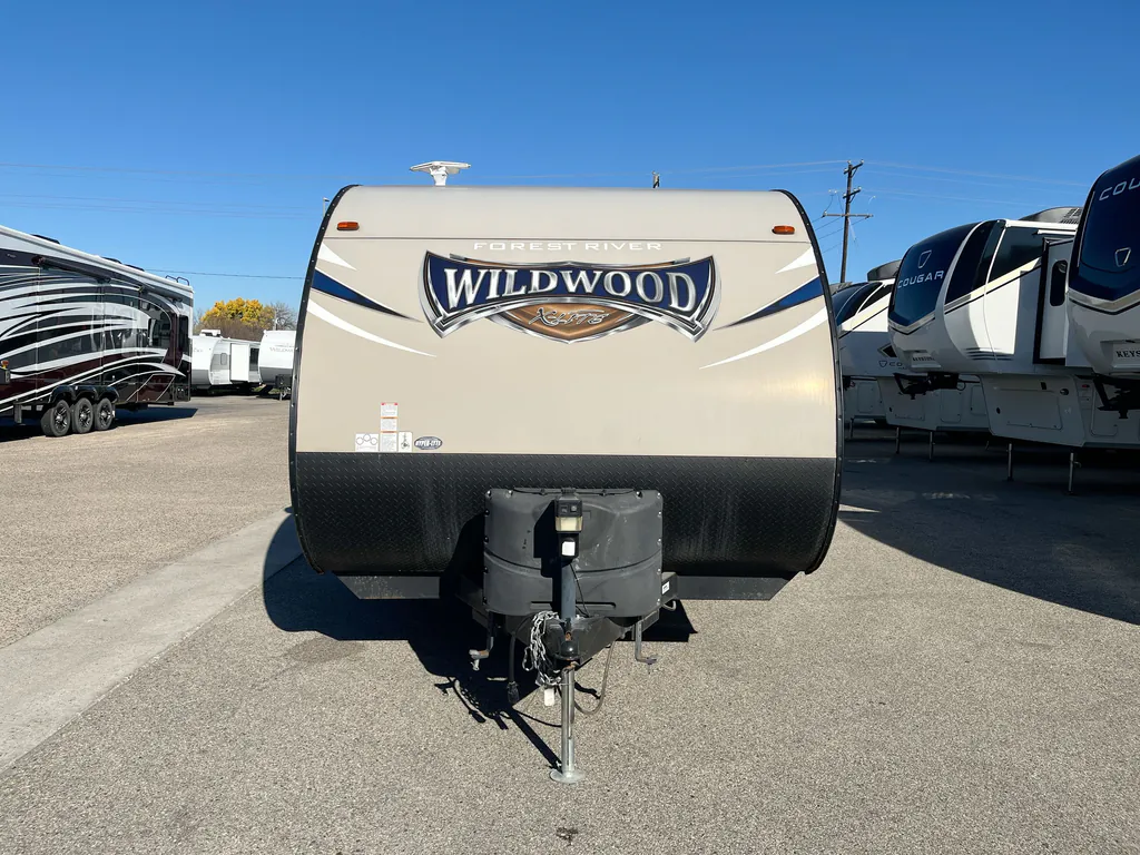 2017 Forest River Wildwood X-Lite 201BHXL, Photos photo 4