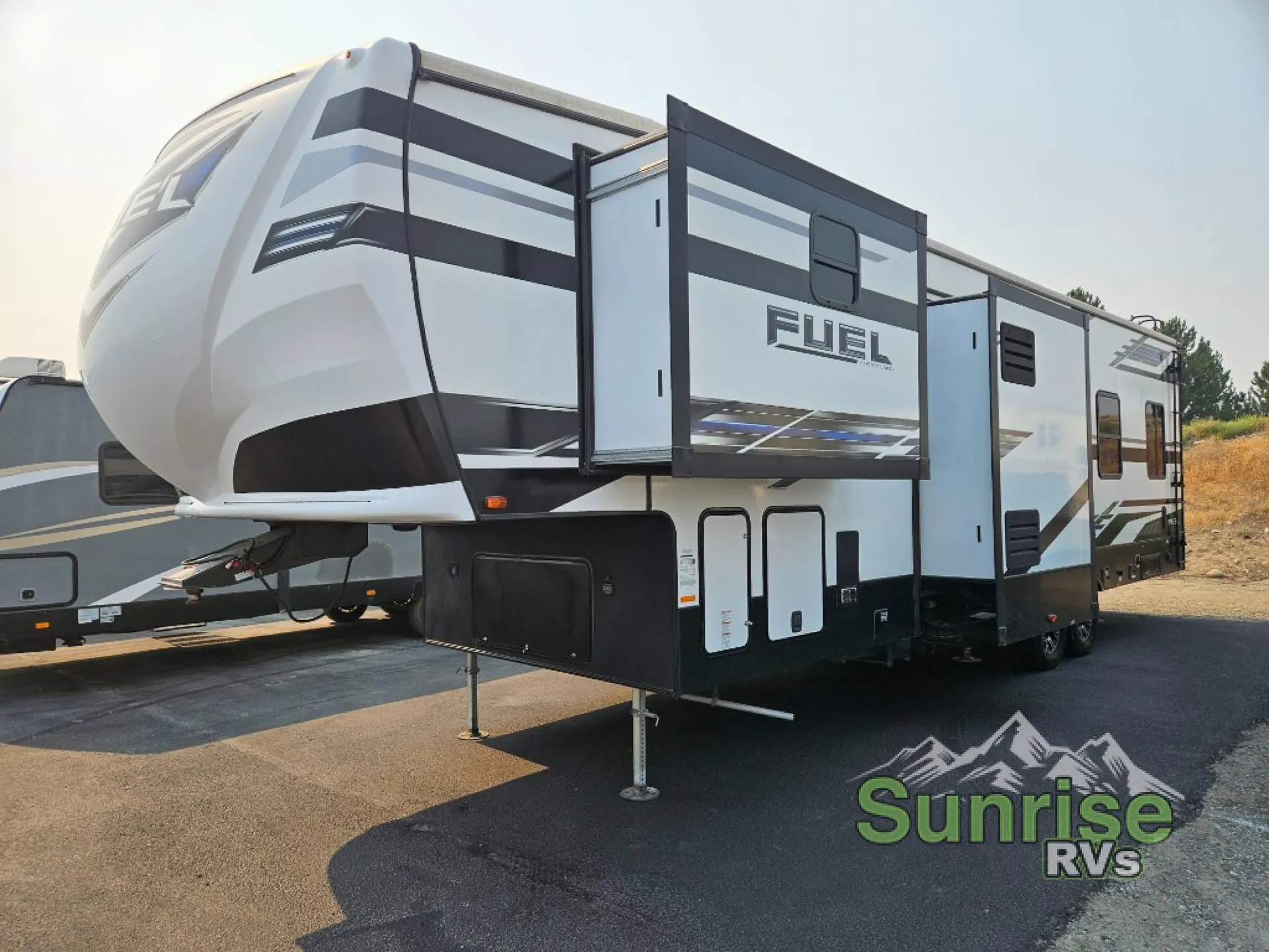 2021 Heartland Fuel 352