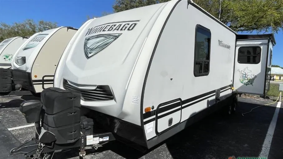 2020 Winnebago Minnie 2500RL - Photo 4