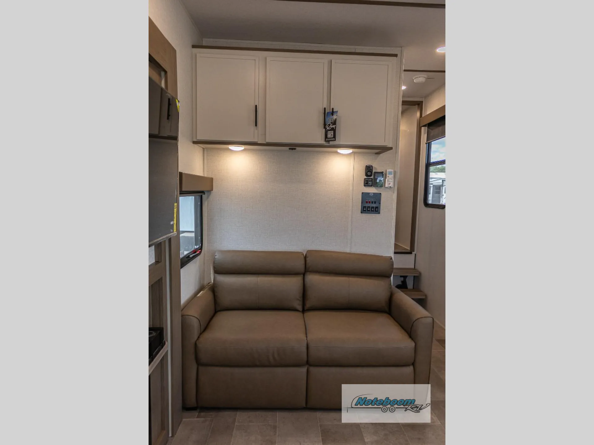 2027 Forest River Impression 360MYR — Photo 6