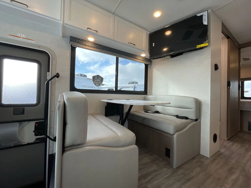 2026 Thor Motor Coach Freedom Traveler A29, Photos photo 7