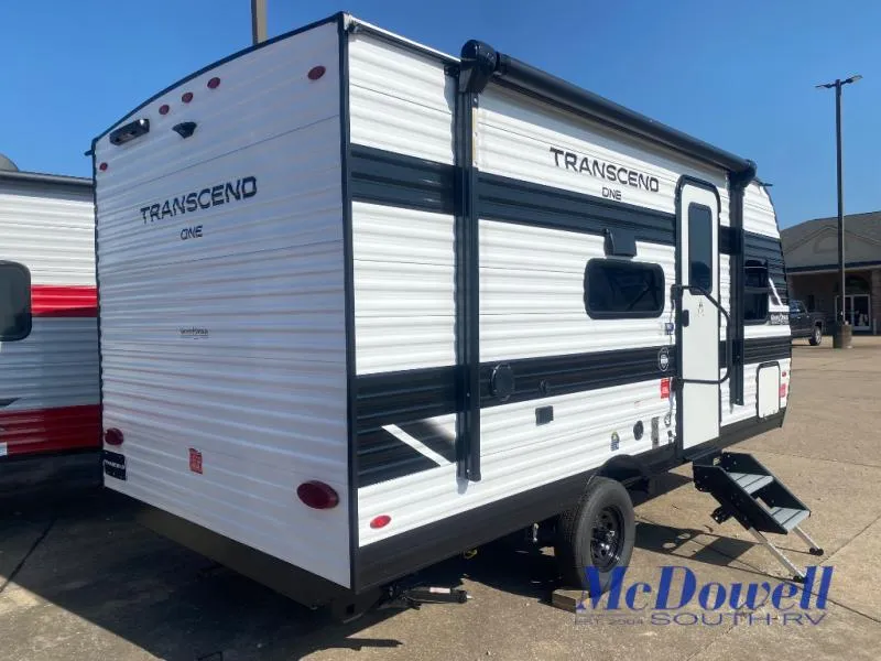2027 Grand Design Transcend One 151BH - Photo 3