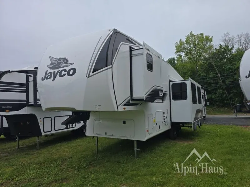 2026 Jayco Eagle SLE 28RKS - Photo 3