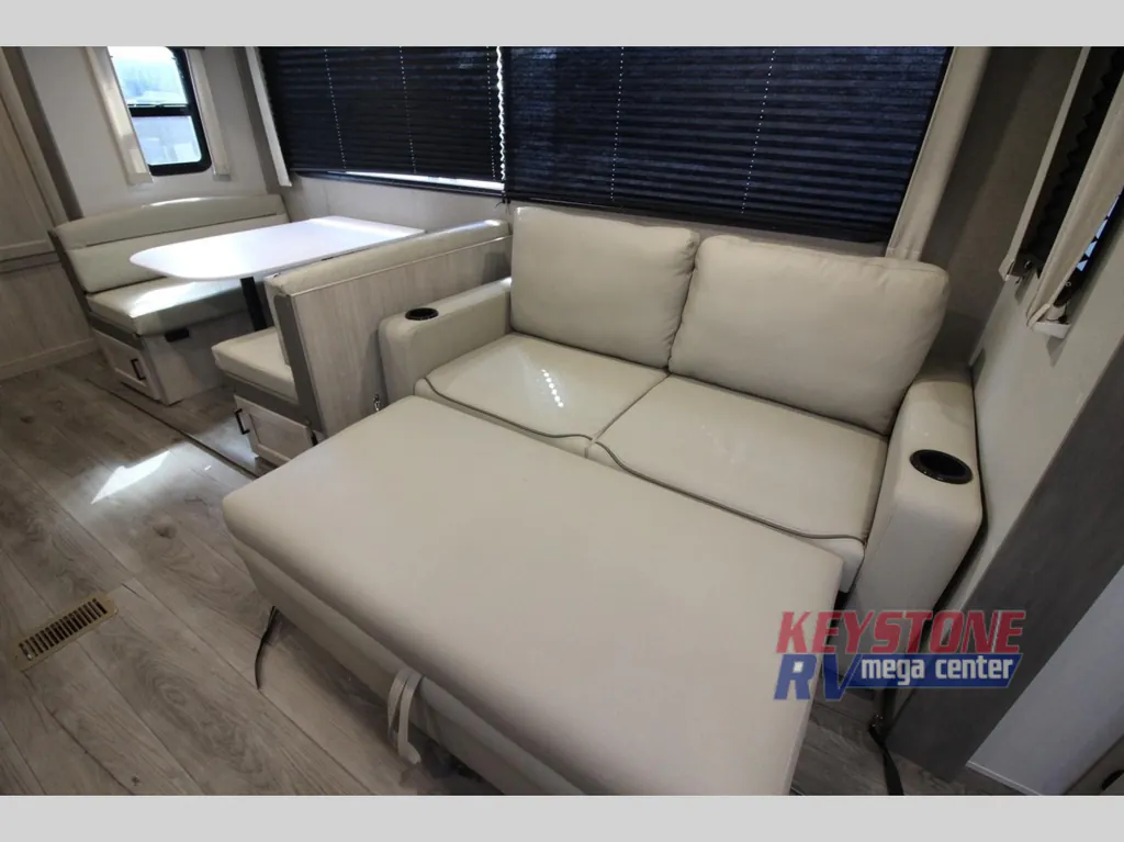 2026 Coachmen Catalina Legacy Edition 243RBS, Photos photo 8