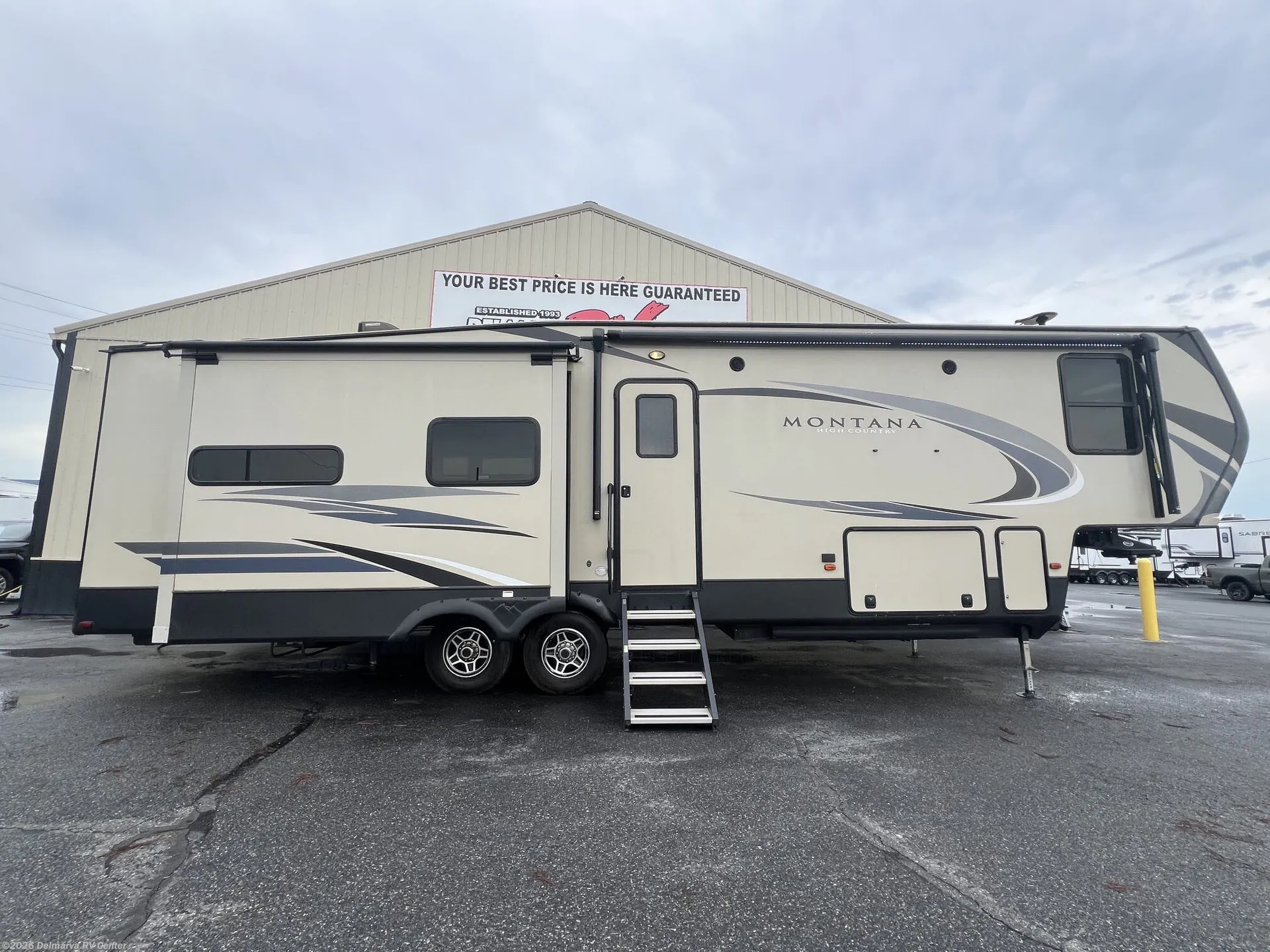 2019 Keystone Montana High Country 321MK - Photo 2