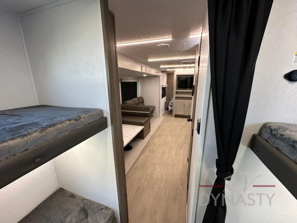 2025 Coachmen Freedom Express Select 29SE, Photos photo 52