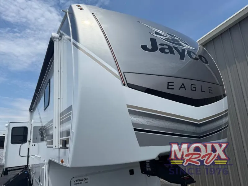2027 Jayco Eagle 355MBQS - Photo 2