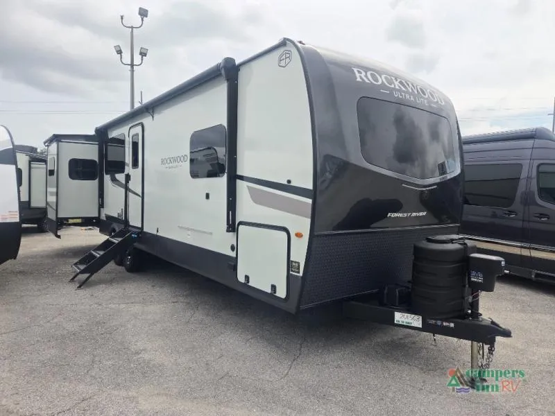 2026 Forest River Rockwood Ultra Lite 2908SRL - Photo 2