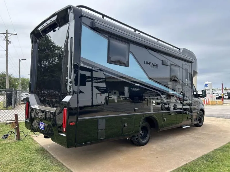 2026 Grand Design Lineage Series M 25FW - Photo 3