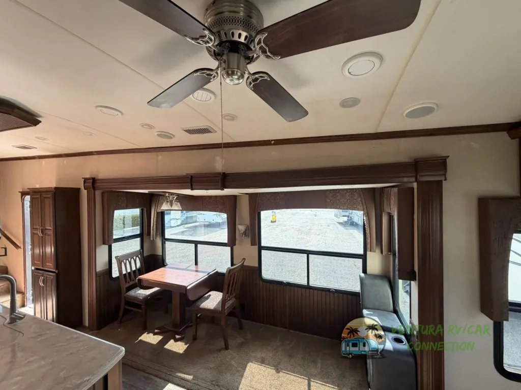 2016 Forest River Cardinal 3455RL, Photos photo 26