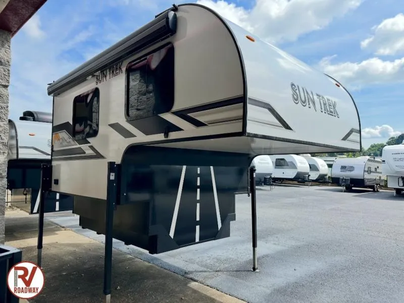 2027 Sunset Park RV Sun Trek 700 - Photo 2