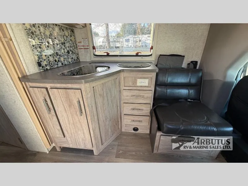 2017 Forest River Sunseeker 2390 Ford - Photo 4