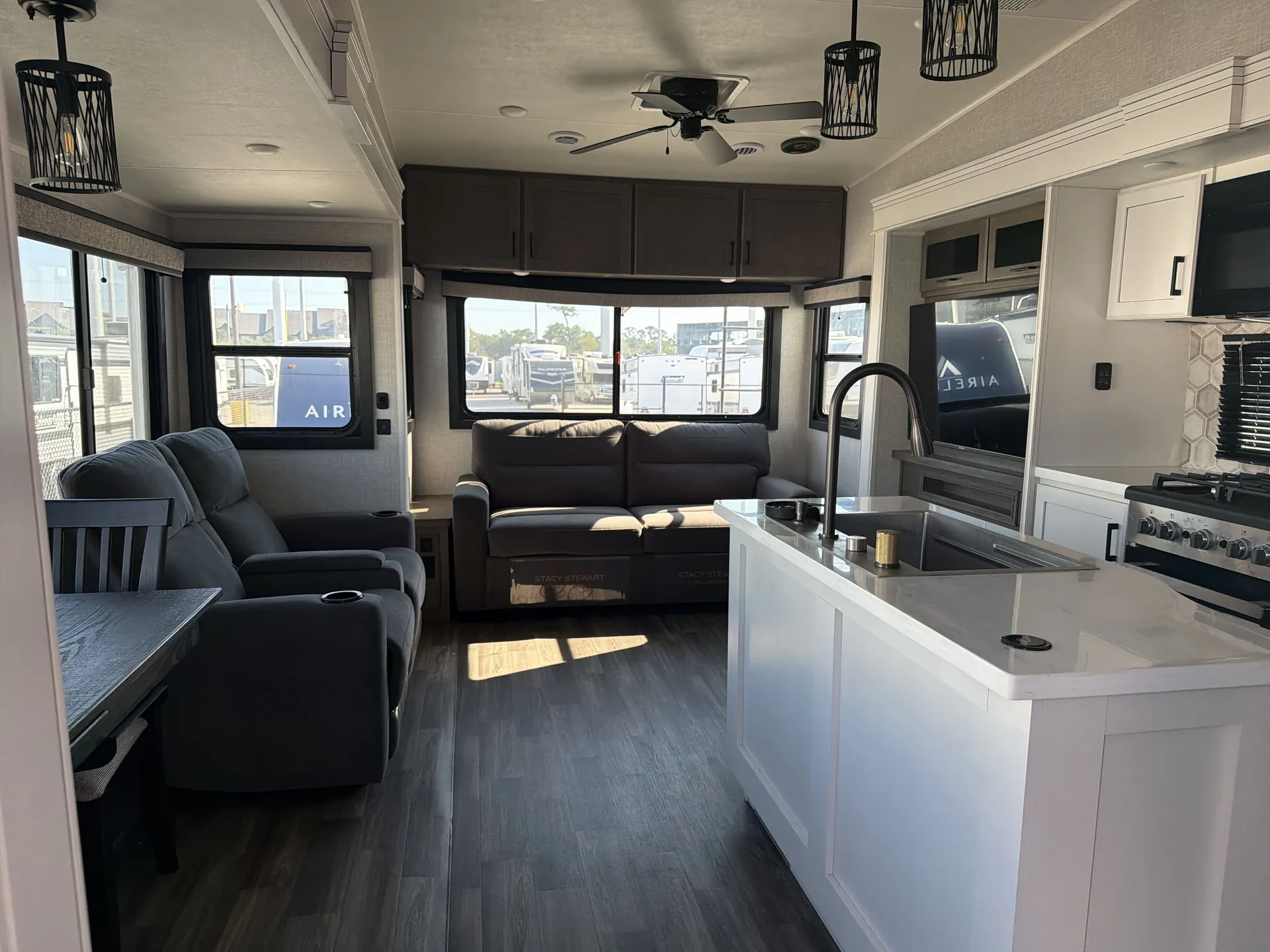 2025 Jayco Eagle 360DBOK — living area main