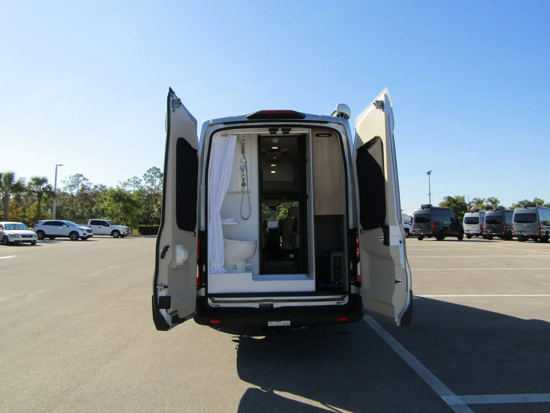 2026 Entegra Coach Expanse 21T - Photo 4