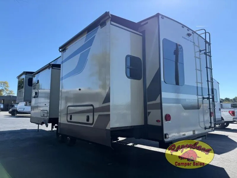 2026 Forest River Rockwood Signature 402SFL - Photo 4